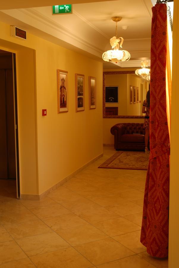 Hotel Duca Di Calabria Serra San Bruno Exterior photo