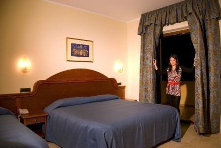 Hotel Duca Di Calabria Serra San Bruno Room photo